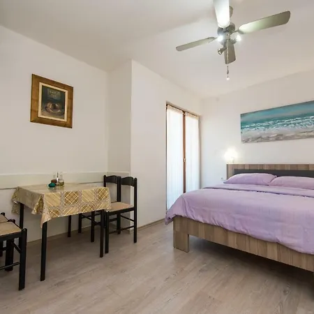 Milisic Guest house Rogoznica (Sibenik-Knin)