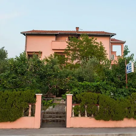 Guest house Milisic Rogoznica (Sibenik-Knin)