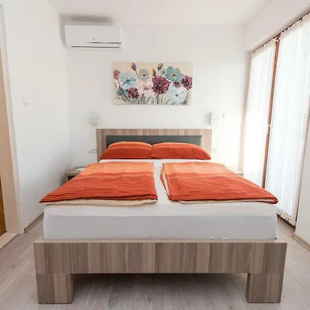 Milisic Guest house 3*